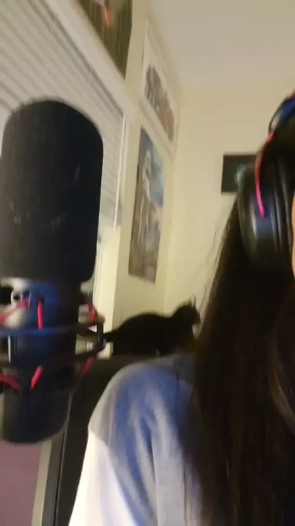 Apollo tapping Jupiter 😂