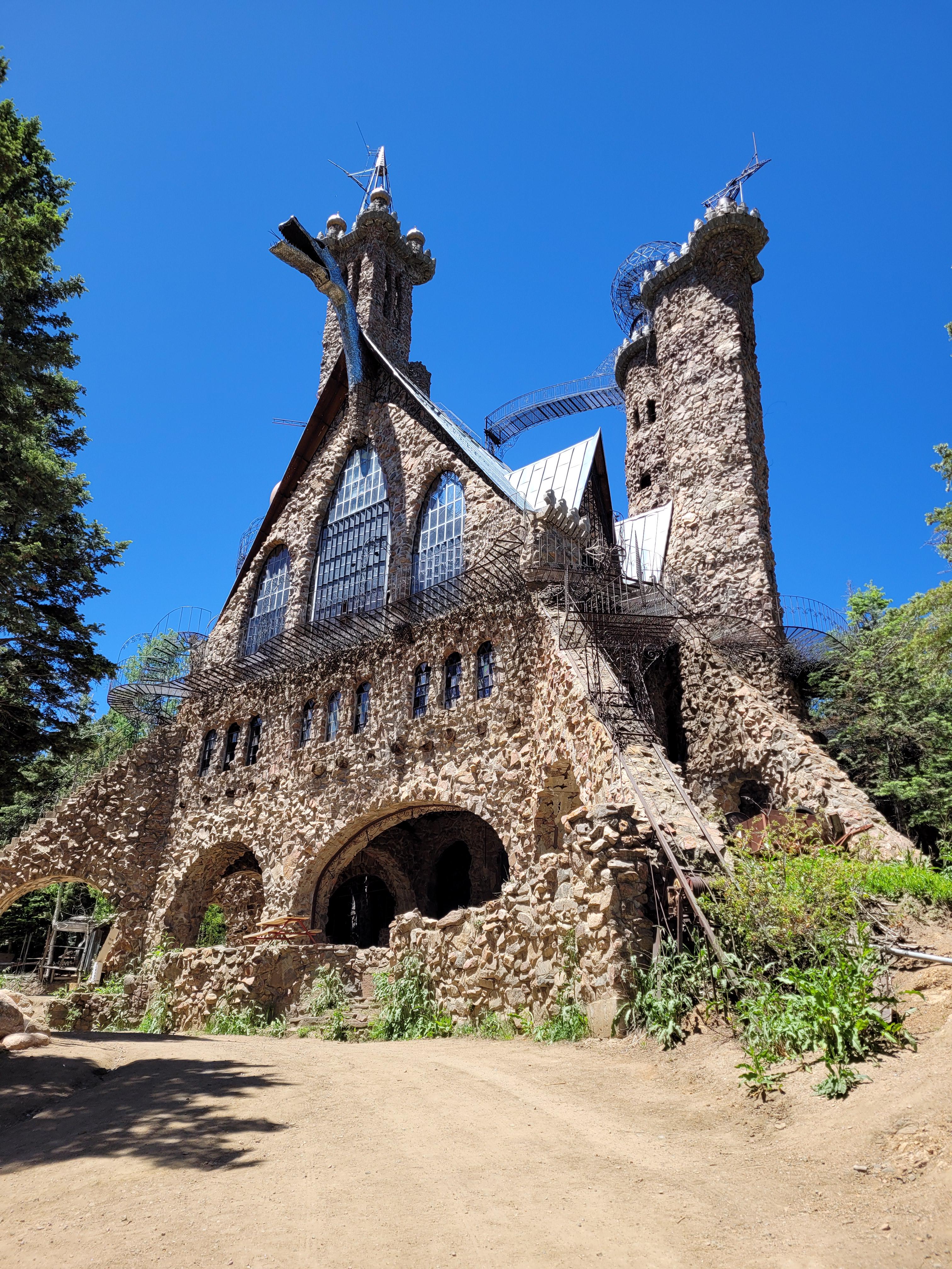 Bishop's Castle. A Roadside attraction built by one man in Rye ...