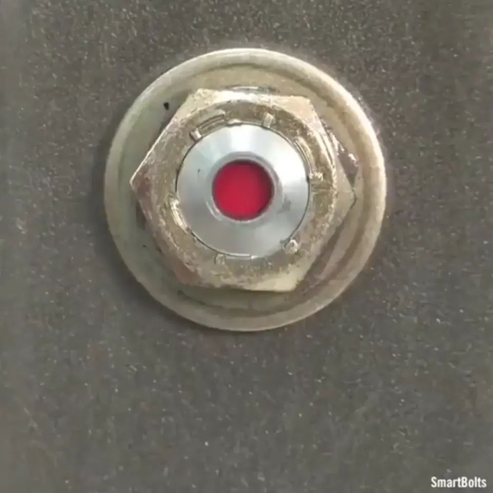 Bolts change color when tightened