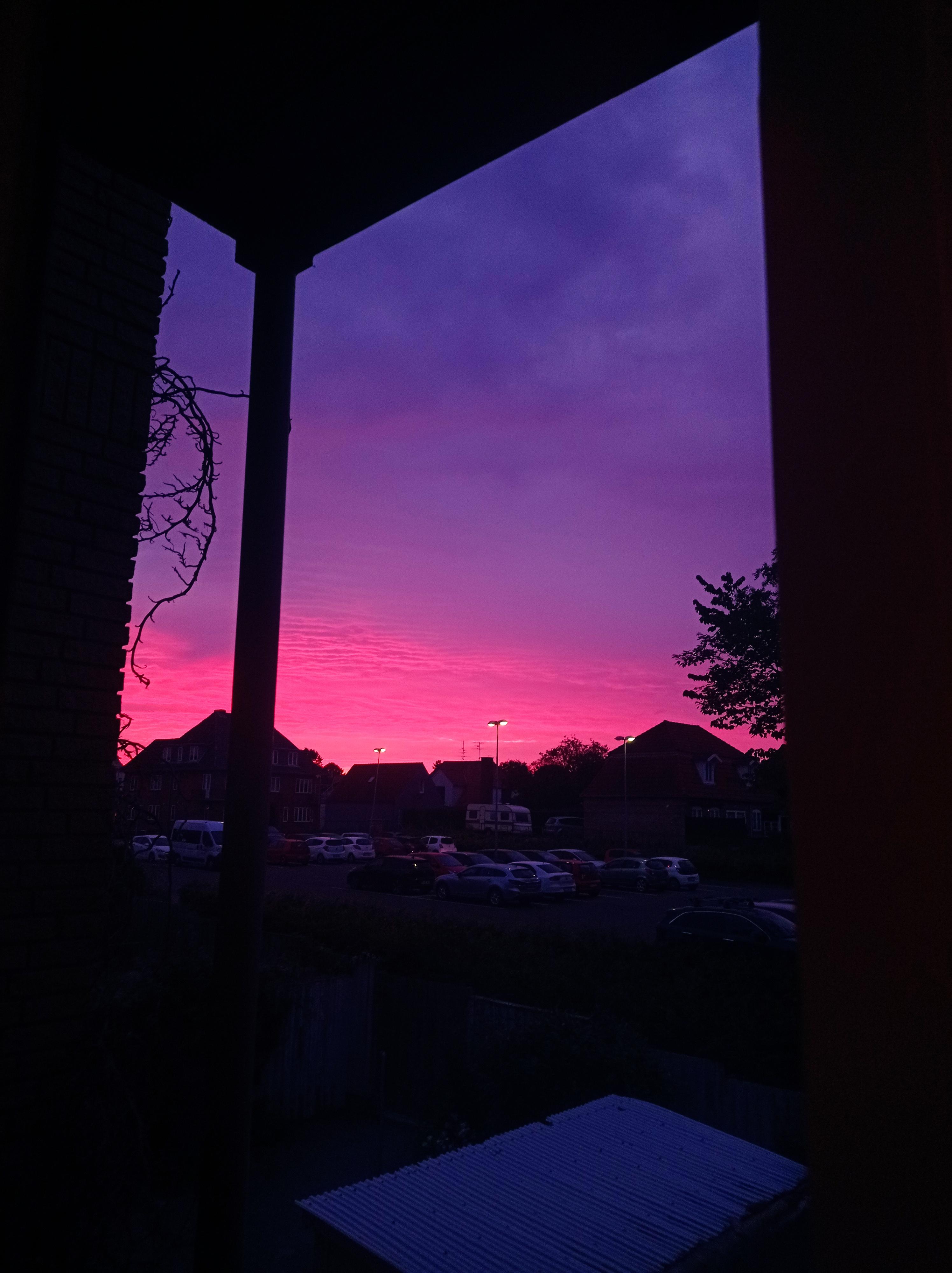 the sky calling me queer (it's upside down ik still pretty)