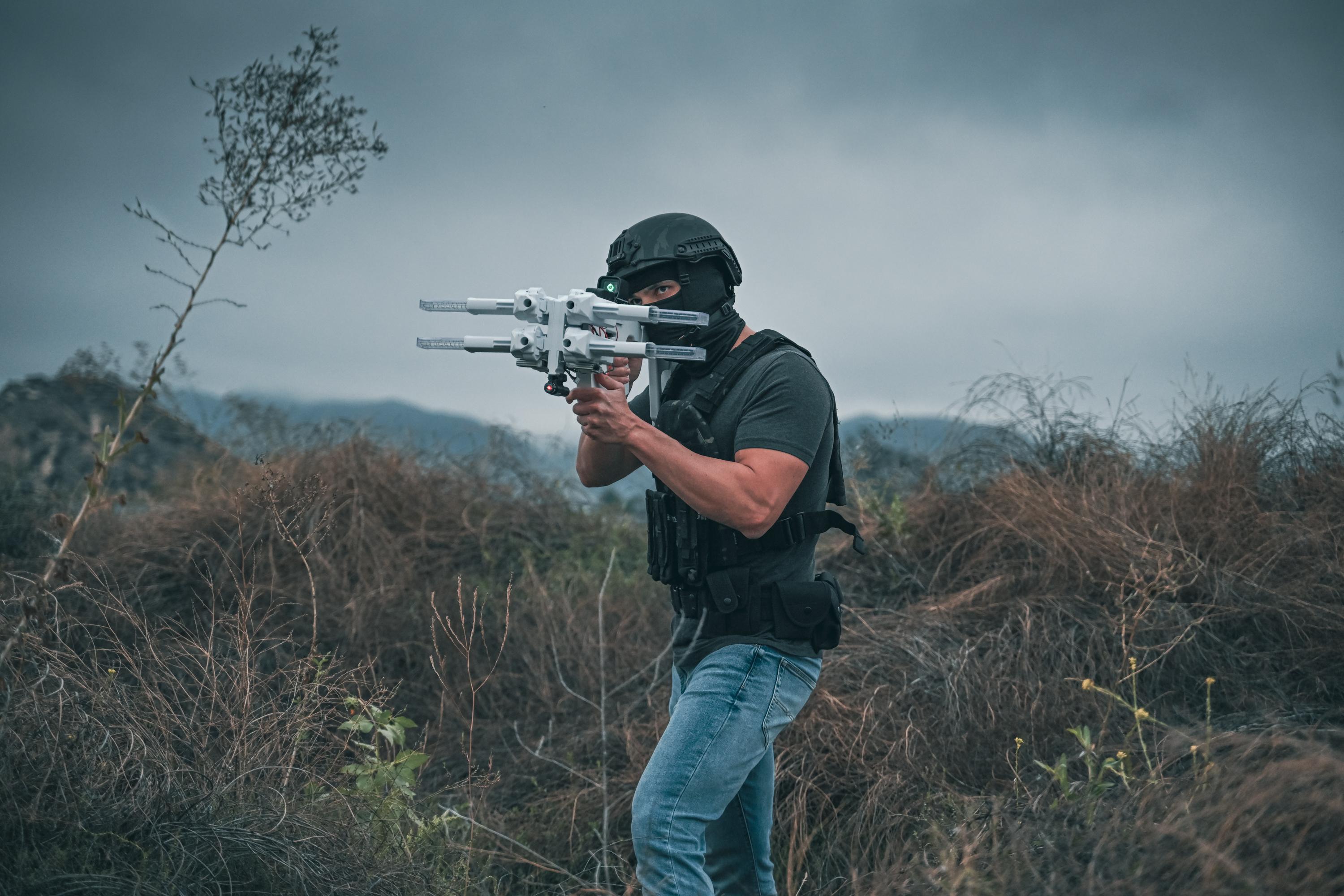 I made the World's Fastest firing NERF gun (It fires 2560 darts per minute)