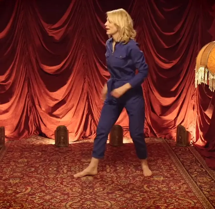 Cate does the splits for Vanity Fair's Secret Talent Theatre