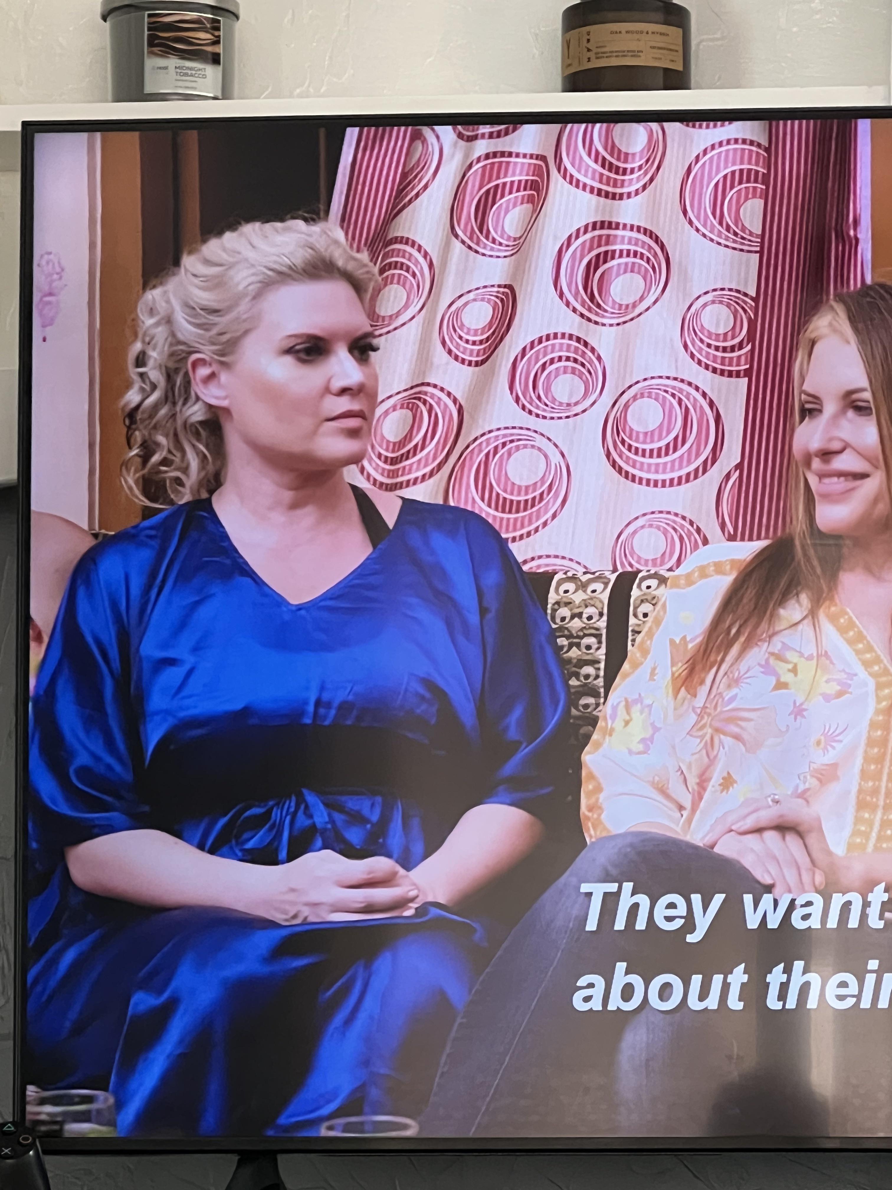 Er Randi Randi looks like she’s about to find the other bridesmaids and pose in ...