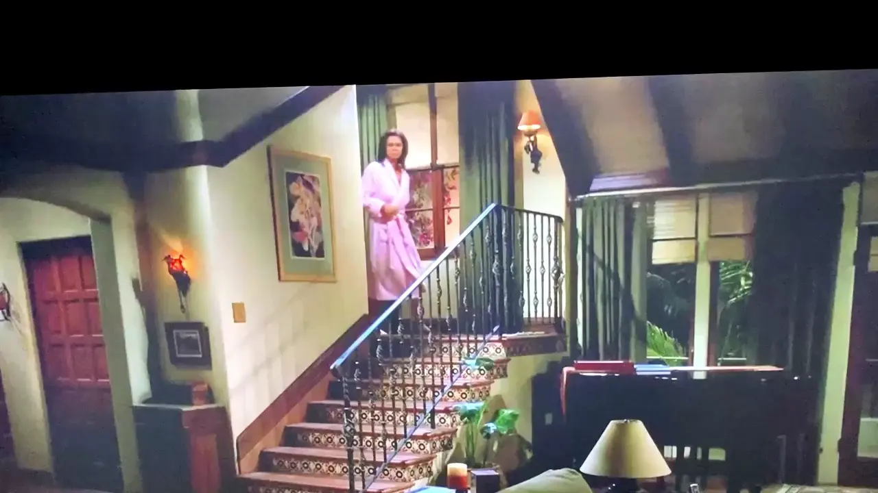 Chelsea's Naked Apology for Charlie