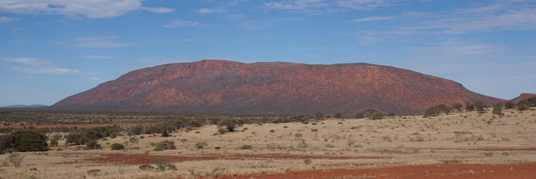 Worlds biggest rock, Mt Augustus/Burringurrah, Western Australia [5456× ...