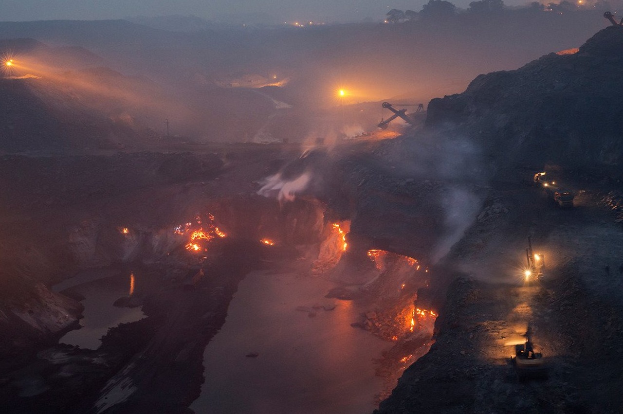 This place looks like hell on earth