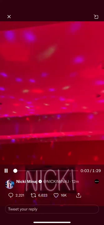This is the “Memories” snippet that Nicki released yesterday, including vocals from Brandy, Tamar Braxton, and Keke Wyatt. Did you love it? 🦄