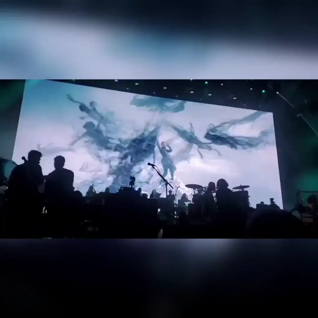 Danny Elfman performs his theme from 'MULTIVERSE OF MADNESS' for the first time ever at the Hollywood Bowl tonight. The themes from 'Batman', 'Spider-Man', 'Beetlejuice', and more were also performed.