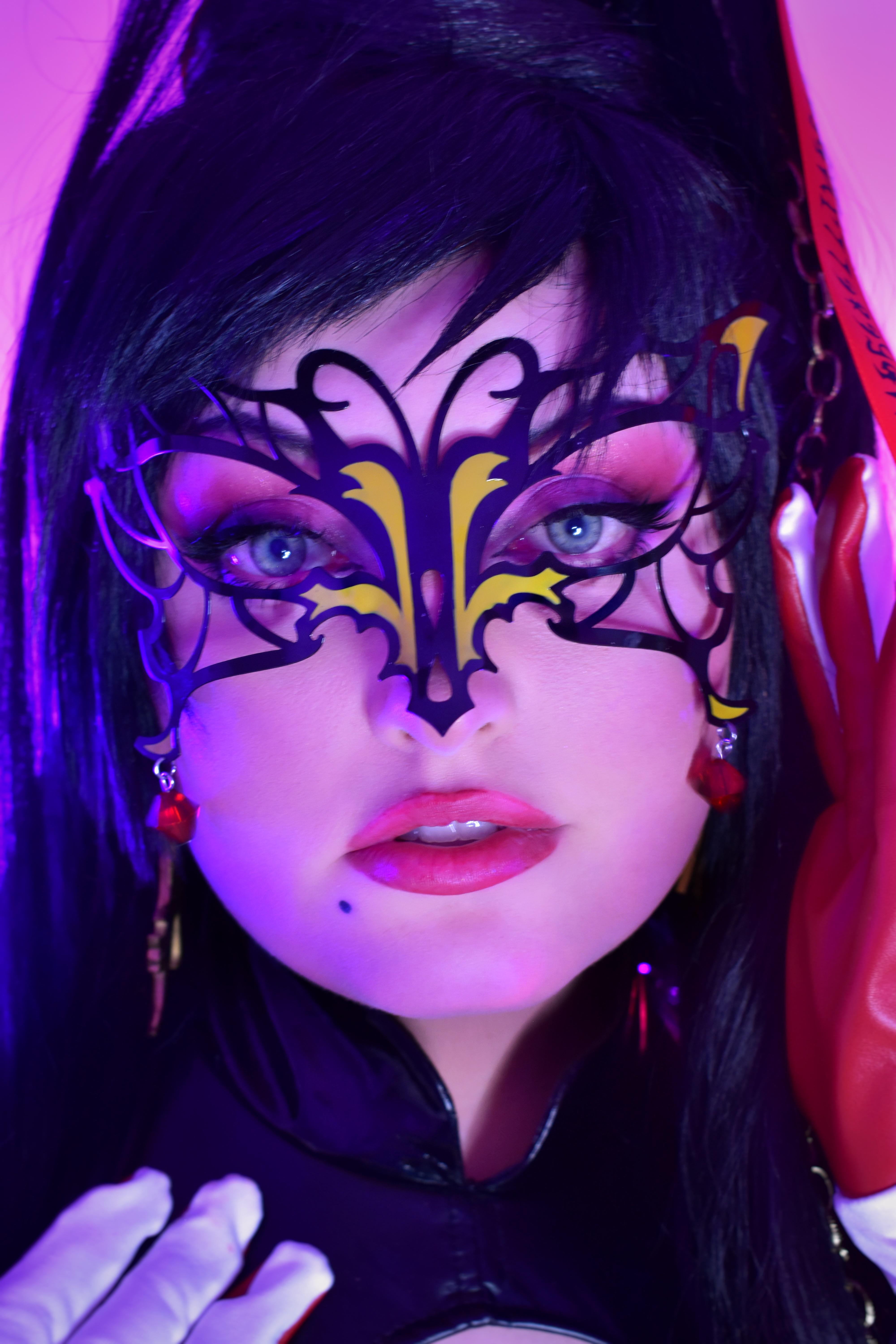 Qmt Mask My Bayonetta cosplay (With Mask) | Scrolller