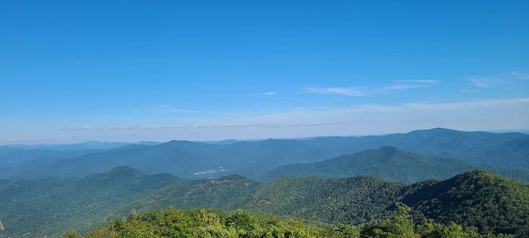 Appalachian chain, Brasstown bald, Georgia [OC] 4032x1816 | Scrolller
