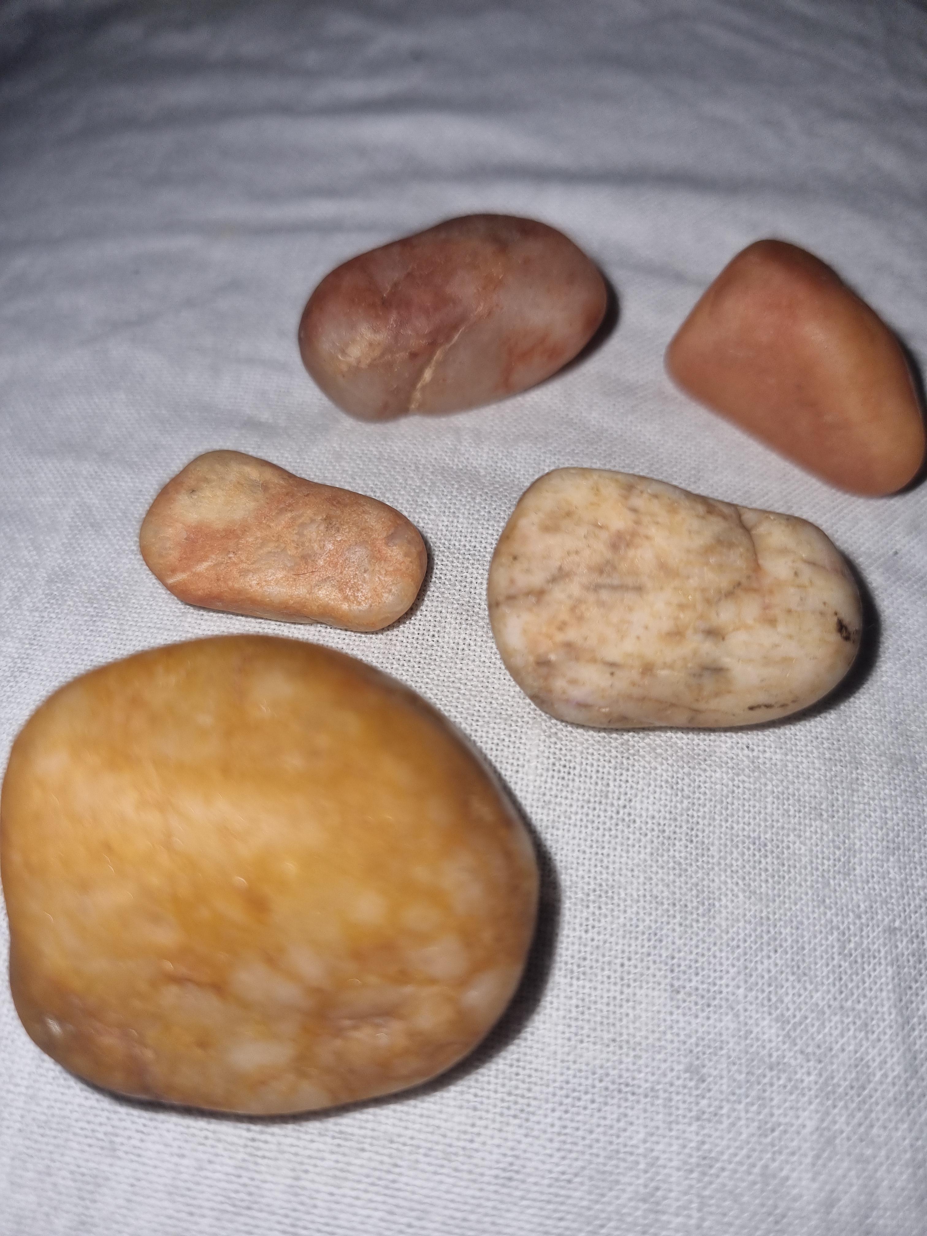 Scrolller Rocks What are these rocks | Scrolller