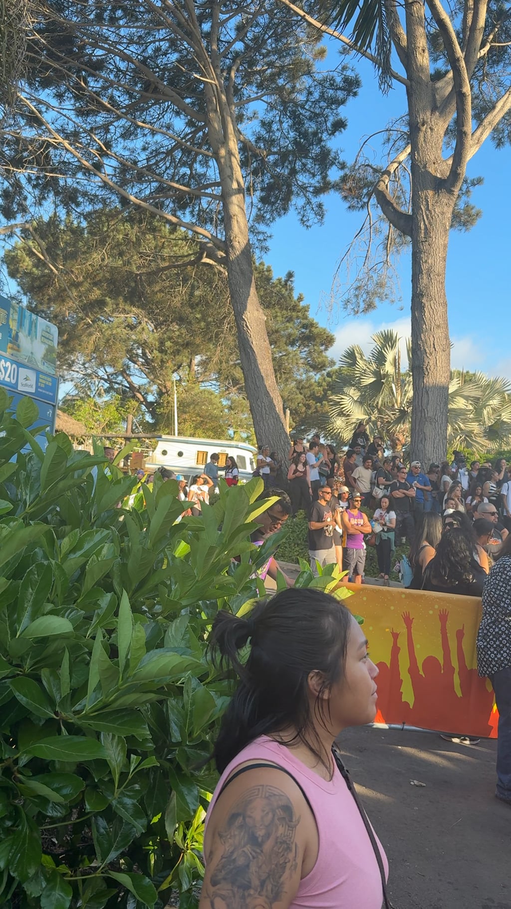 Crowed outside of Soulja Boy and Bow Bow “sold out” concert