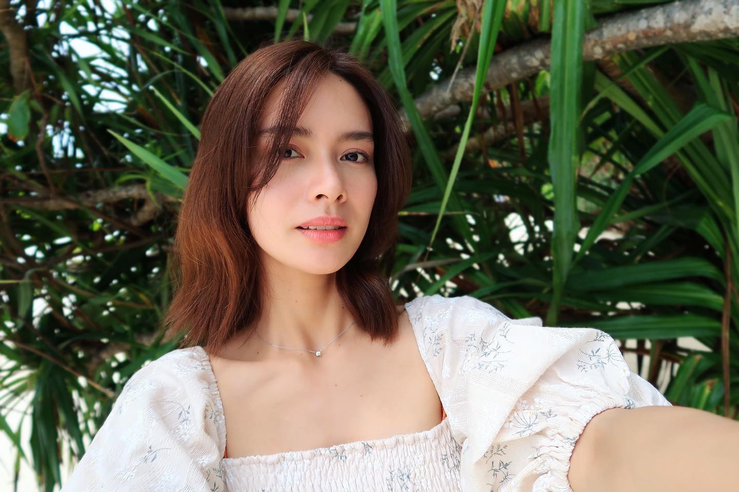 Erich Gonzales Scrolller