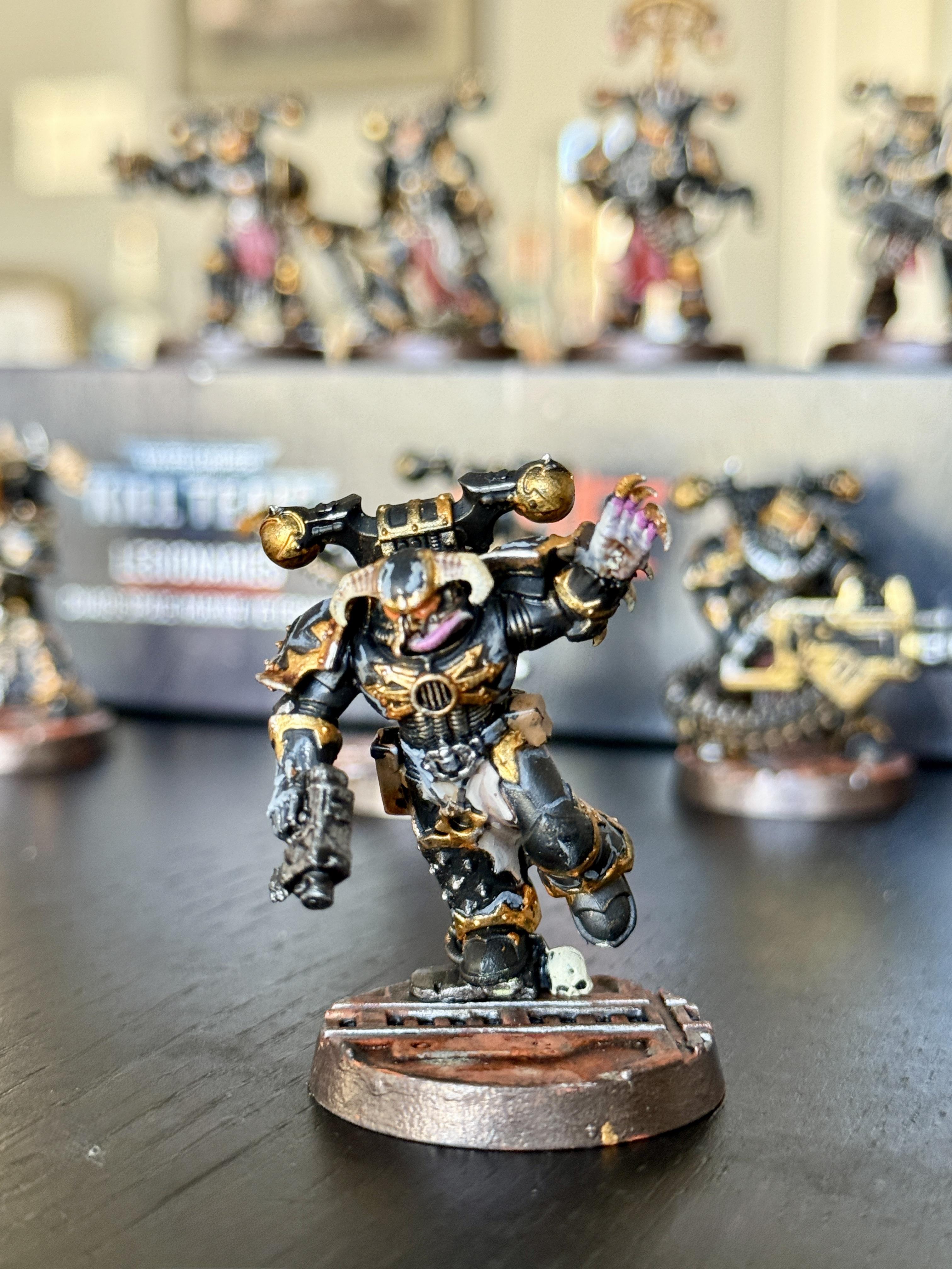 BEHOLD: My first ever miniatures are COMPLETE! | Scrolller