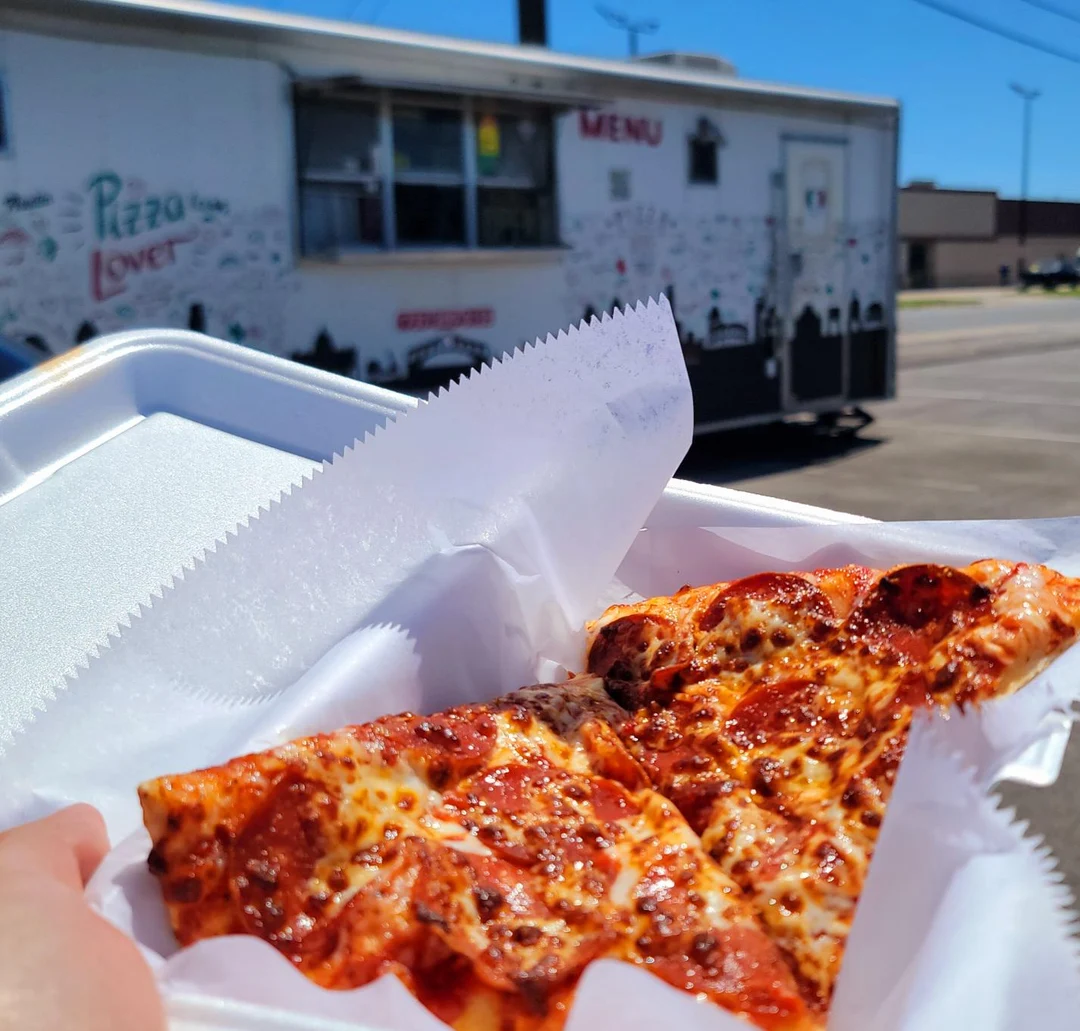 The Pizza Joe Rogan/Elon Musk Ate | Scrolller