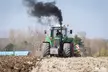 Fendt 612LSA smoking.