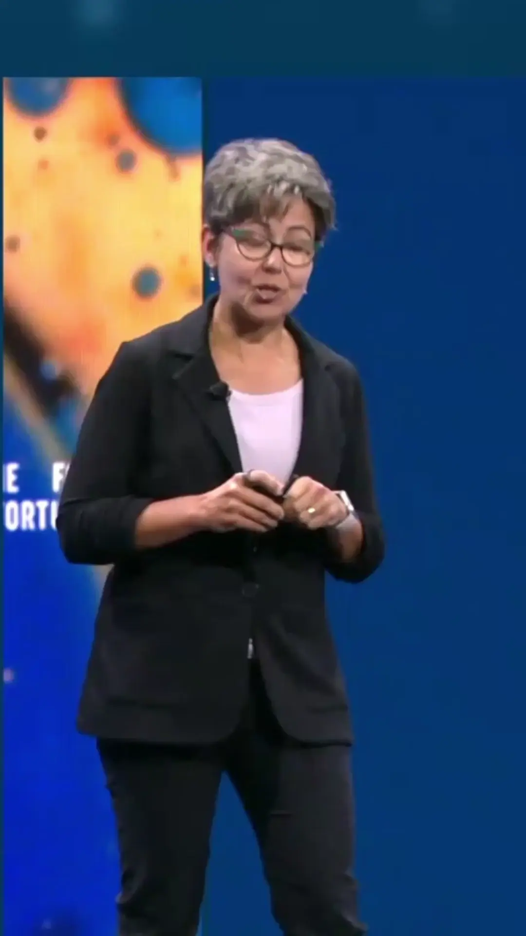 Genetic scientist explains why Jurassic Park is impossible