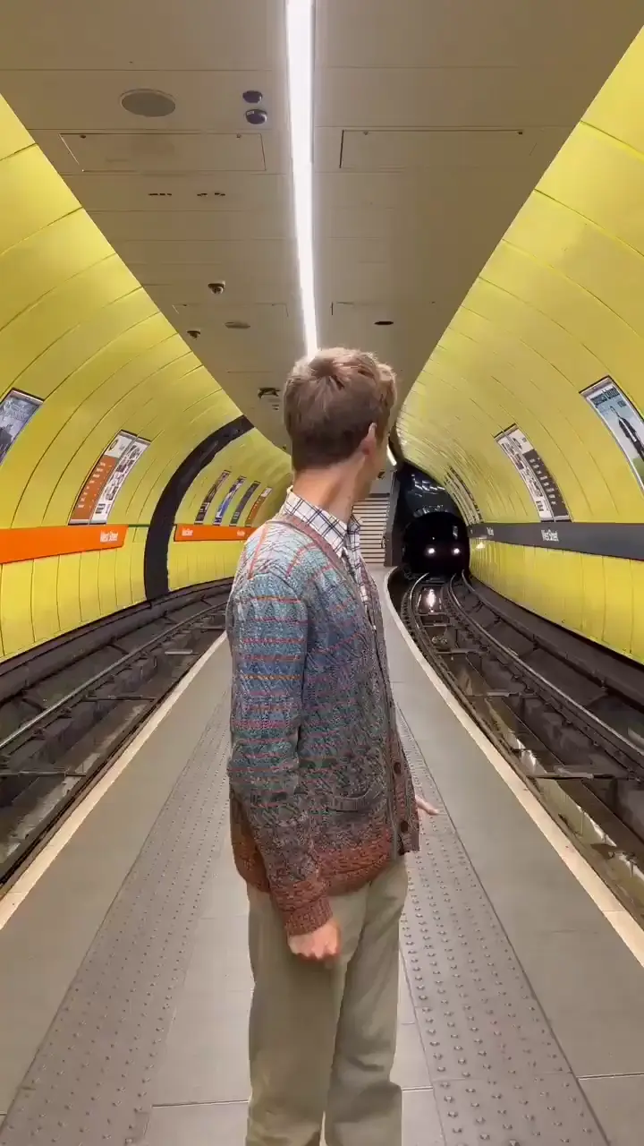 Glasgow Subway is one of the smallest subways in the world.