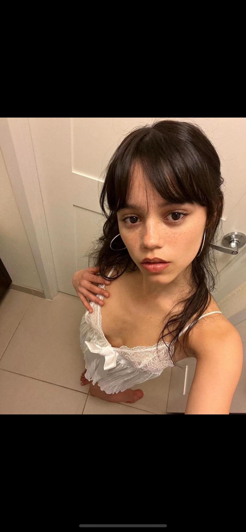 Rank the top 5 girls i came to most last year! brooke monk, livvy dunne, addison rae, madelyn cline, jenna ortega.