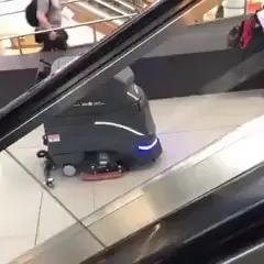 Guy questions his life decisions after glancing the future | Scrolller