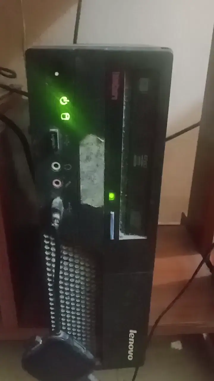 Guys my CPU's fan is running very fast and beeping 3×3 times. 