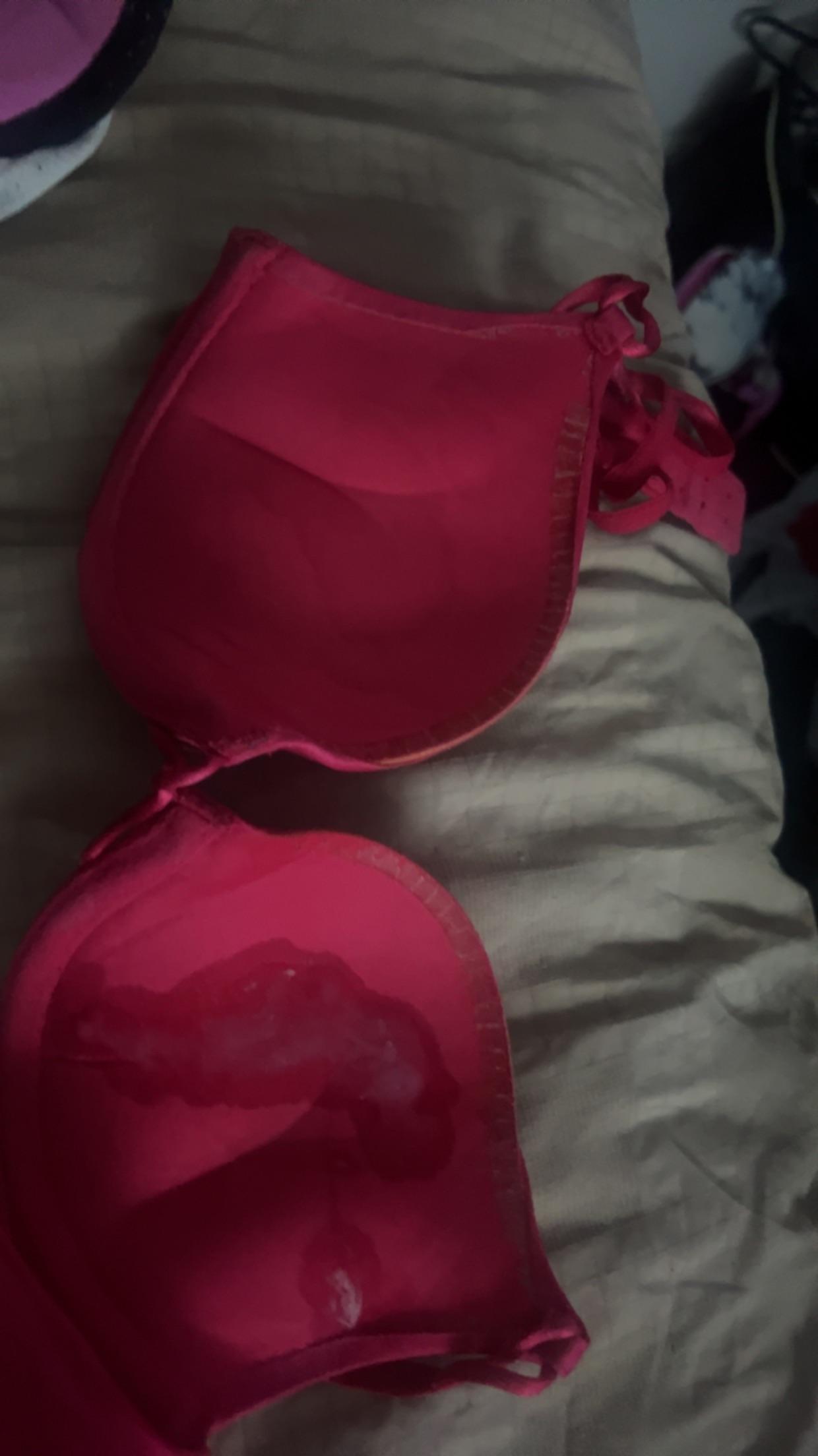 Love my cousins 32A bra 🥰