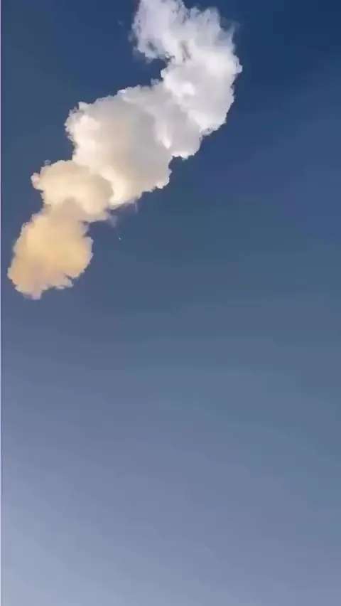 Happy freakout over a rocket getting caught with metal chopsticks