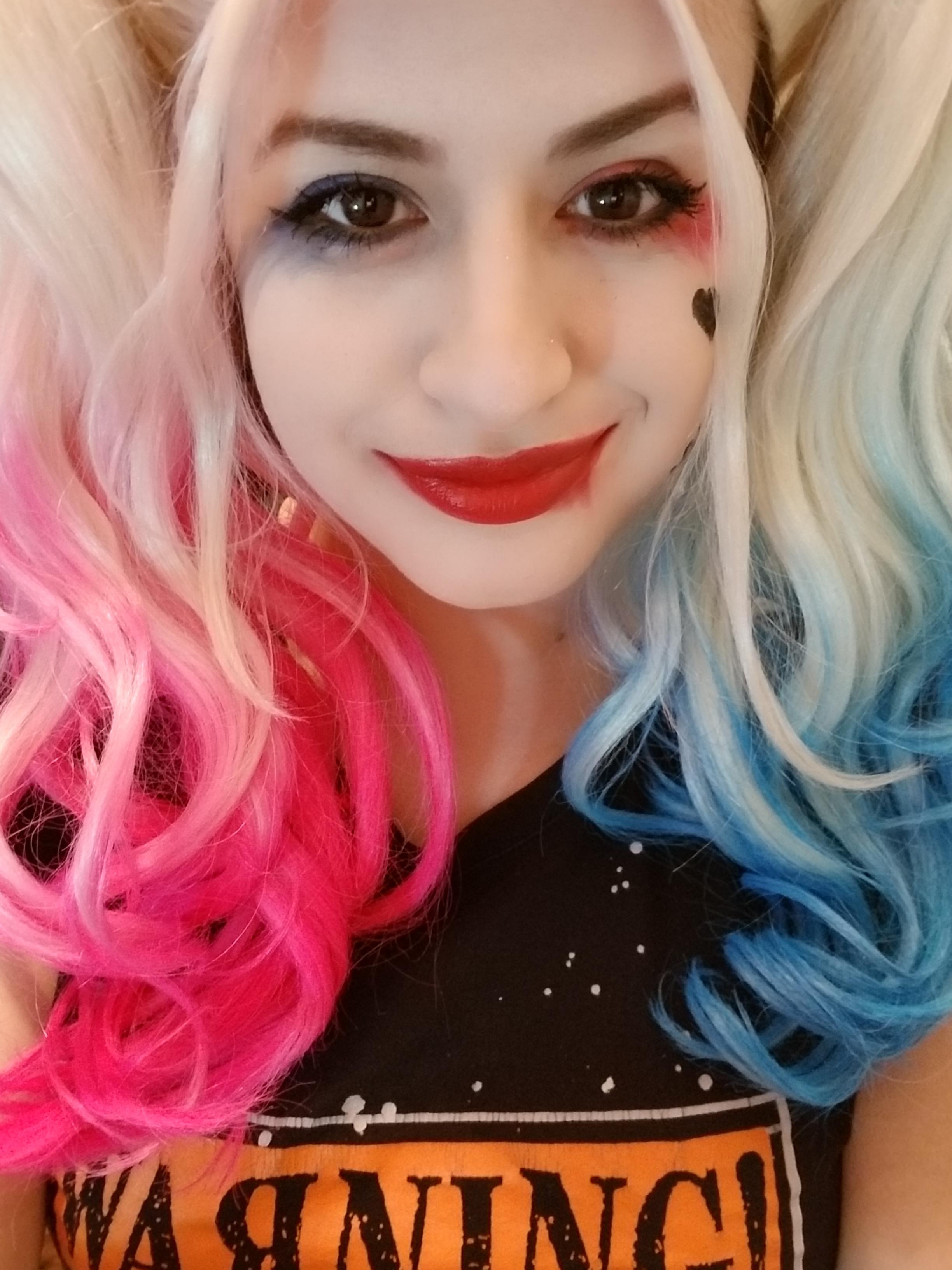 Harley Quinn cosplay make up test | Scrolller