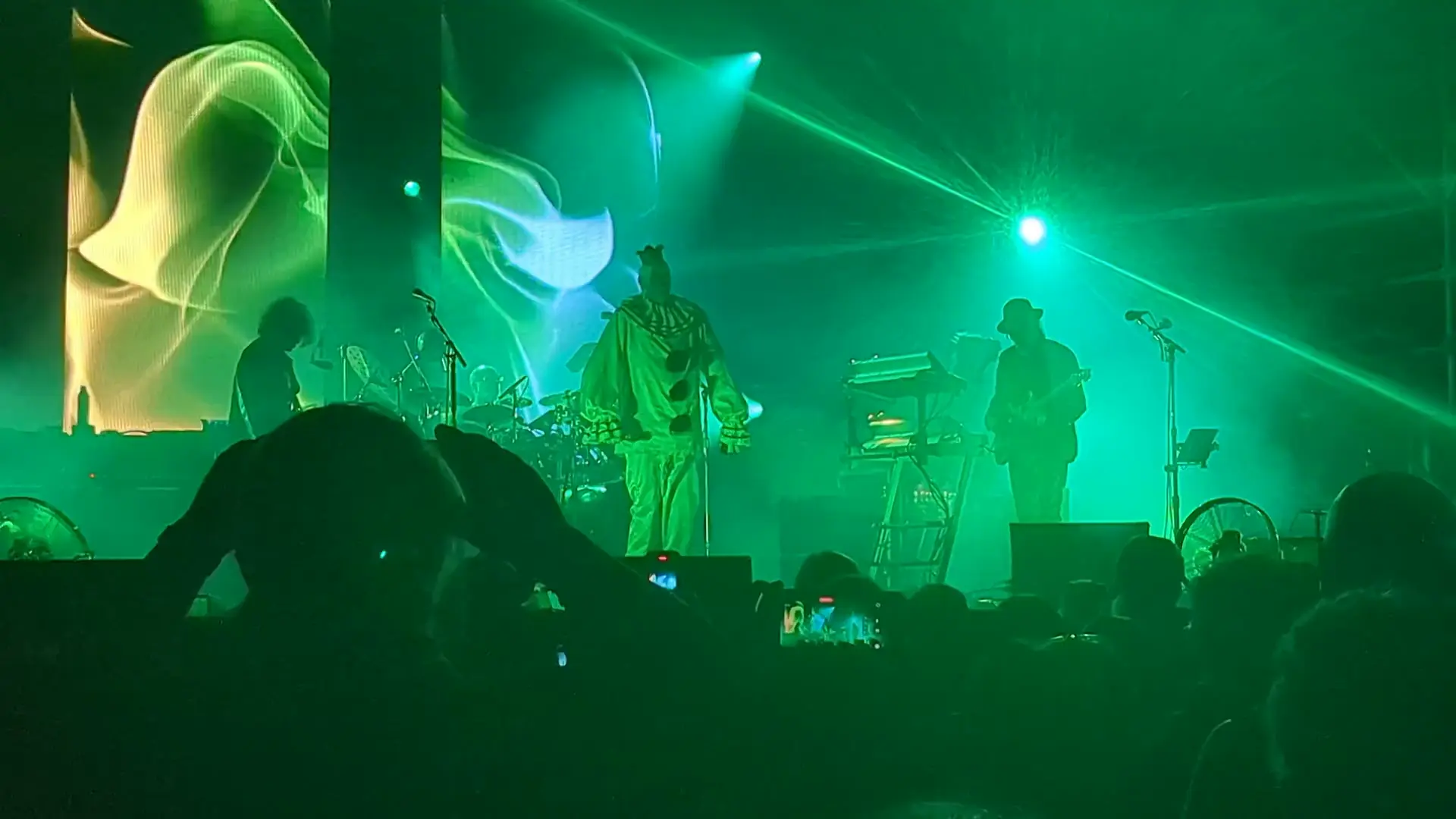 Holy Diver cover with Puddles 