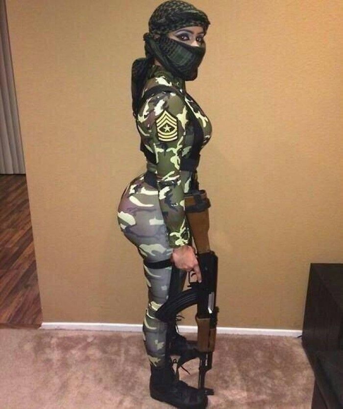 Hot Arab Hijab Soldier Girl With Big Ass And Ak 47 Scrolller 0782