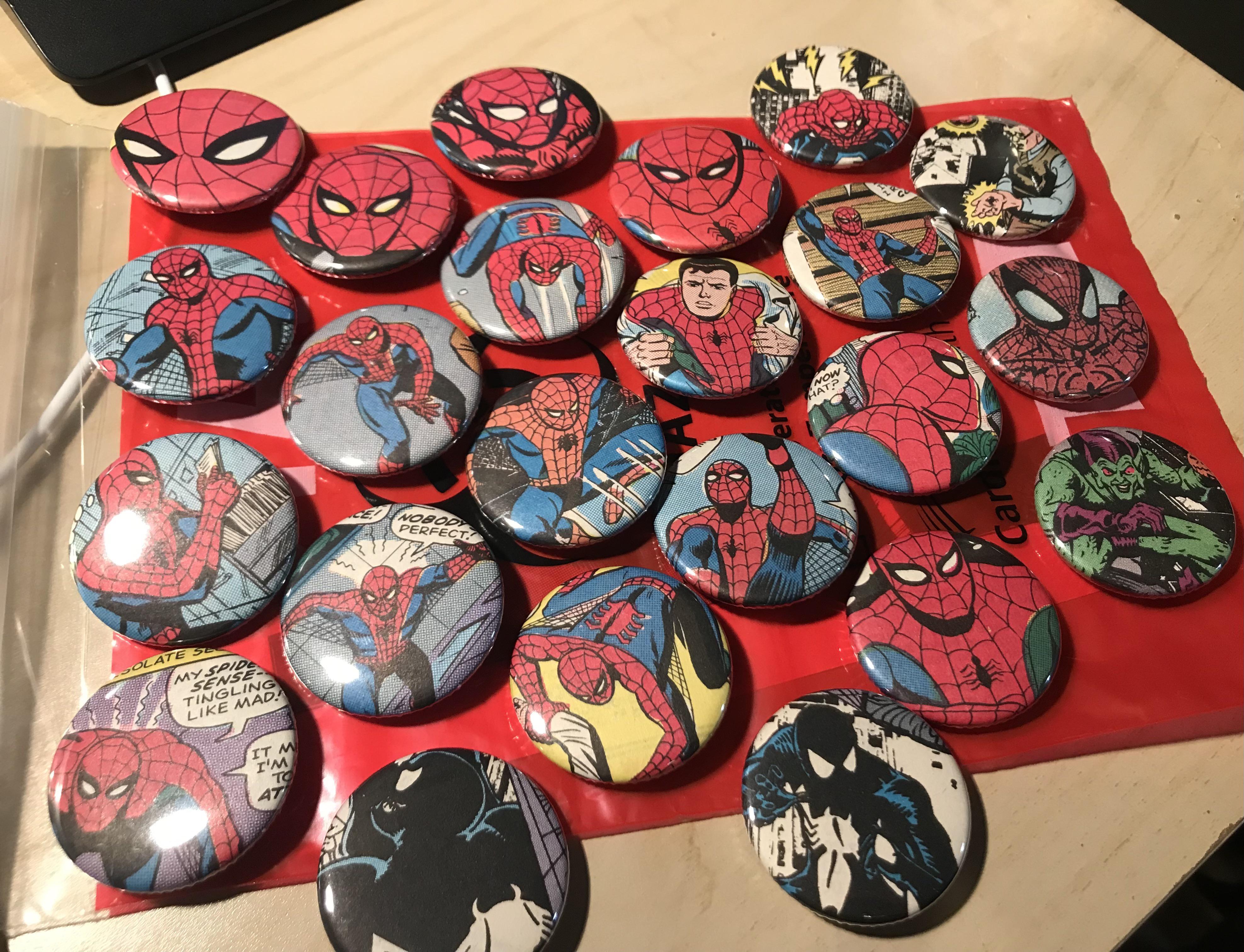 Finally got around to some Spider-Man buttons! [OC] for buttons, Comic ...