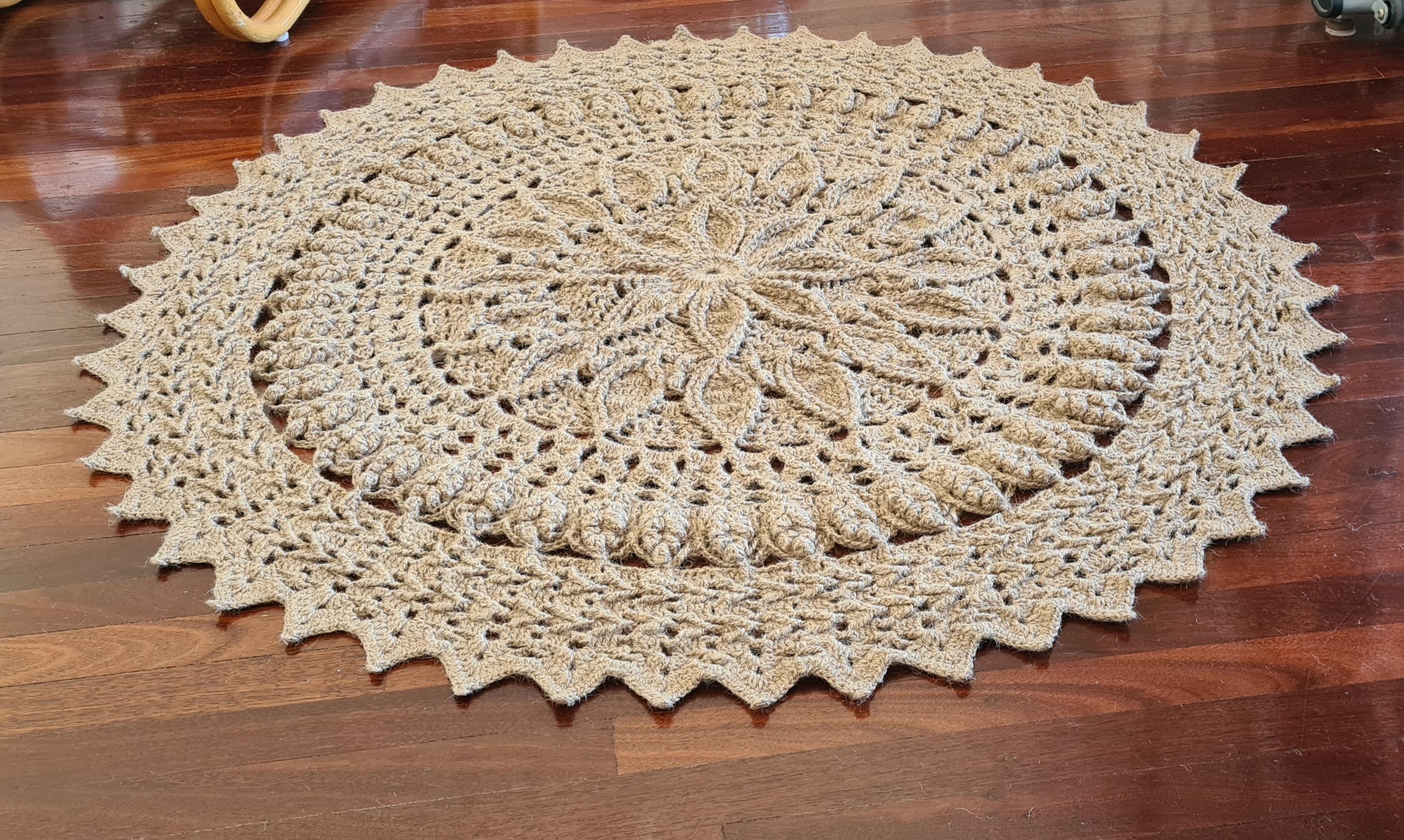 Jute floor rug | Scrolller