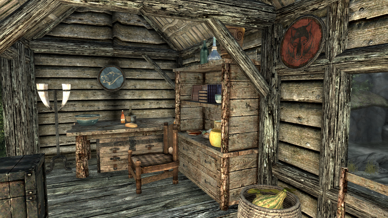 I used the mod interactbuilddecorate to build this little player home