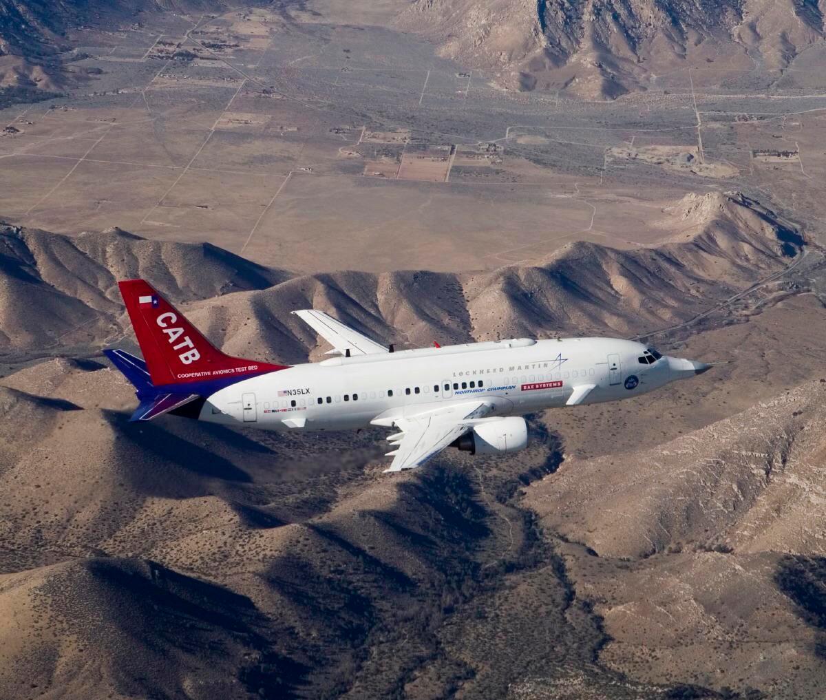 lockheed-martin-catbird-f-35-avionics-testbed-based-on-737-300