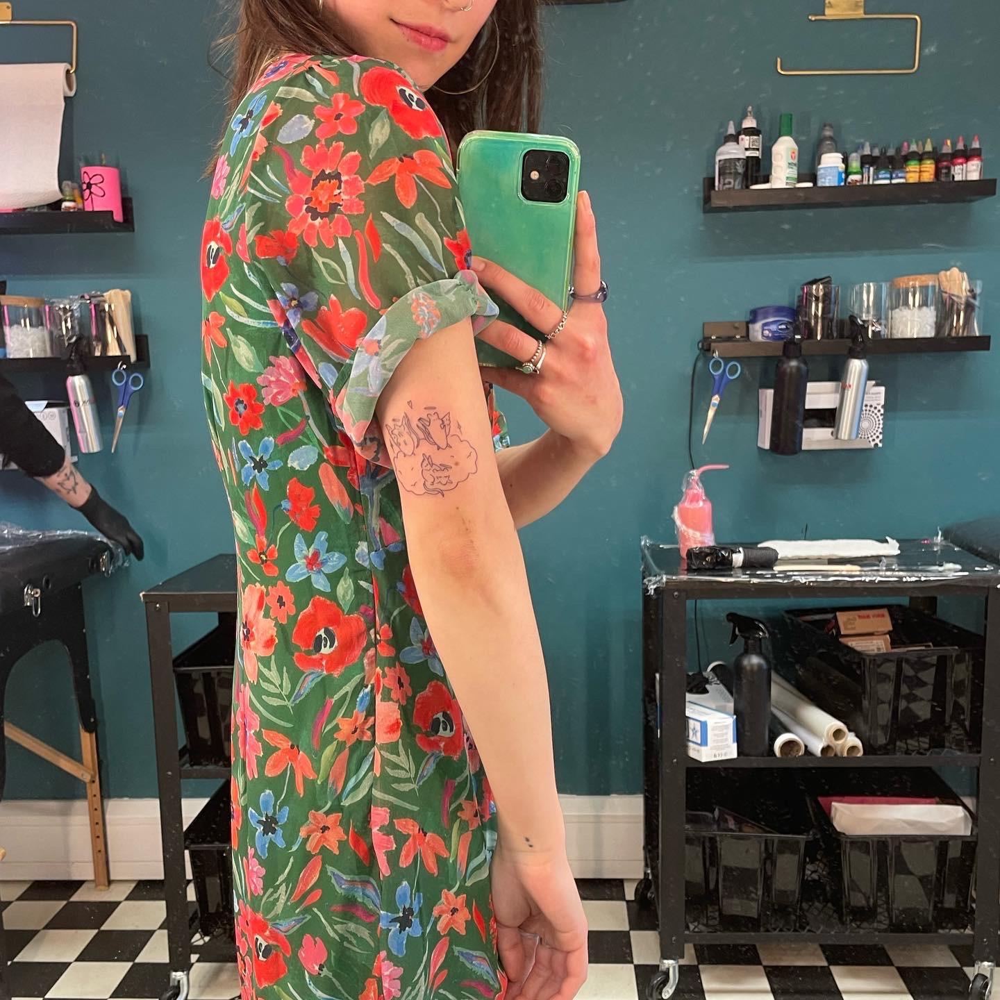My 3 girls passed away few months ago. Finally got my memorial tattoo 🐀💓
