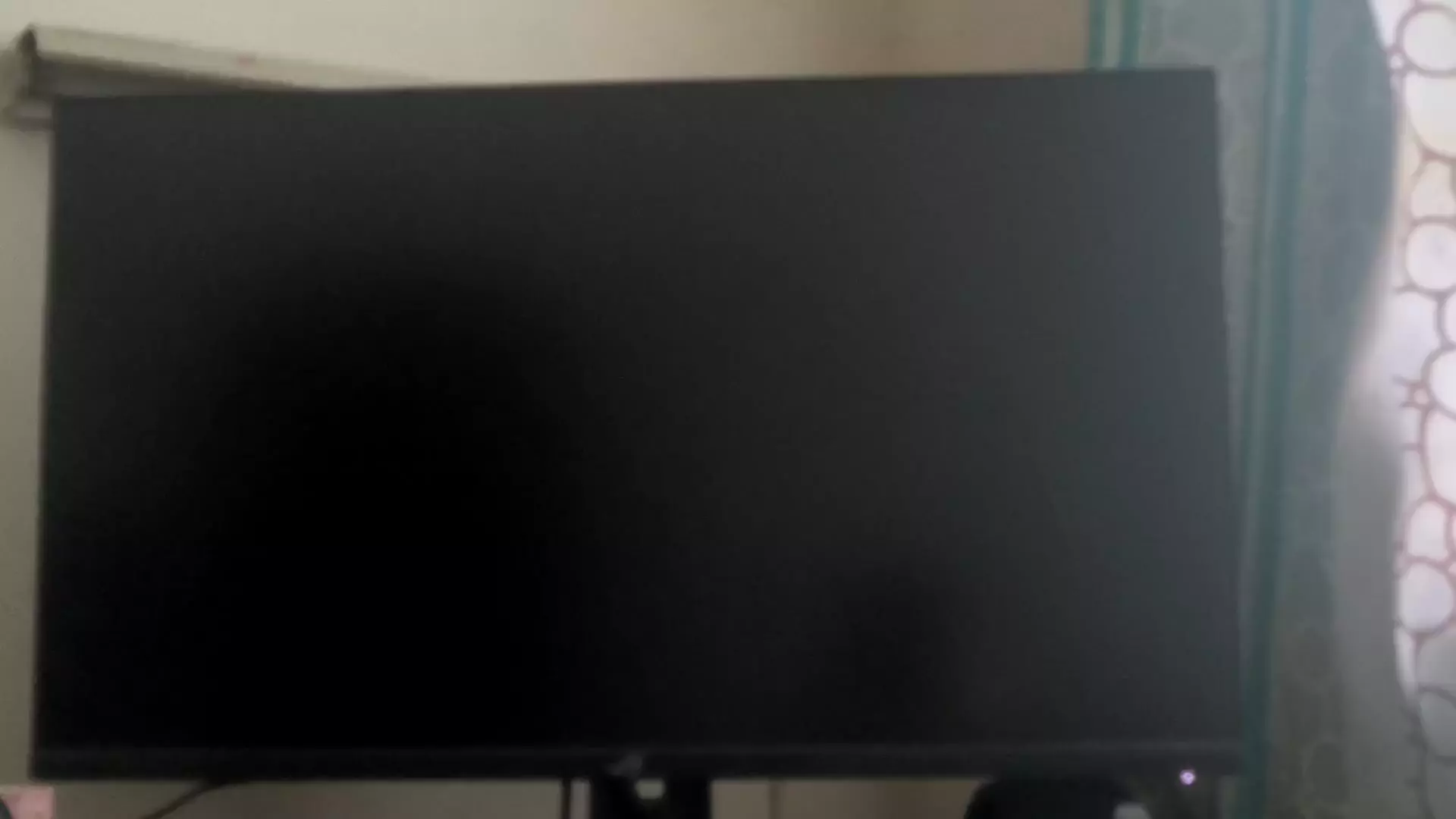 MONITOR BLACK SCREEN