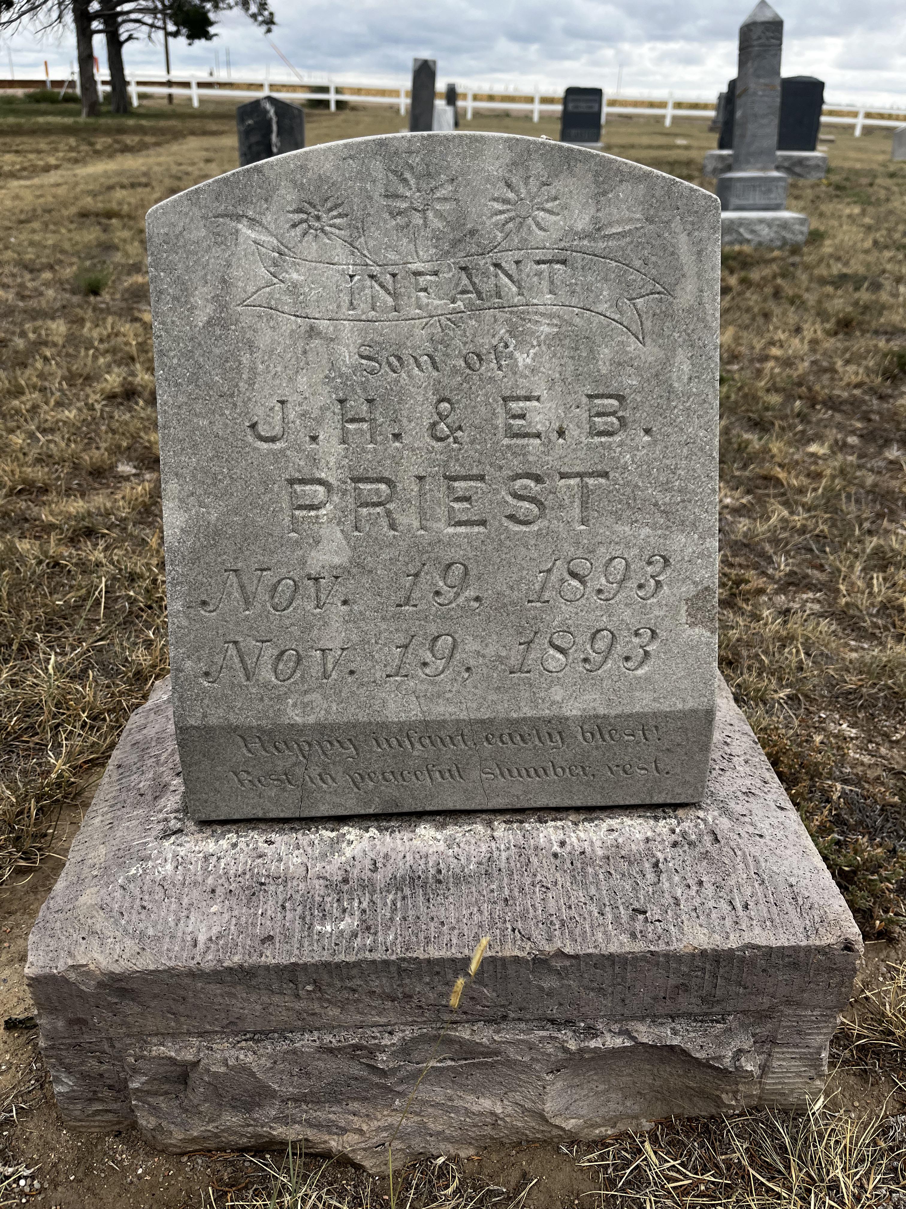 No name baby, born and died on the same day | Scrolller