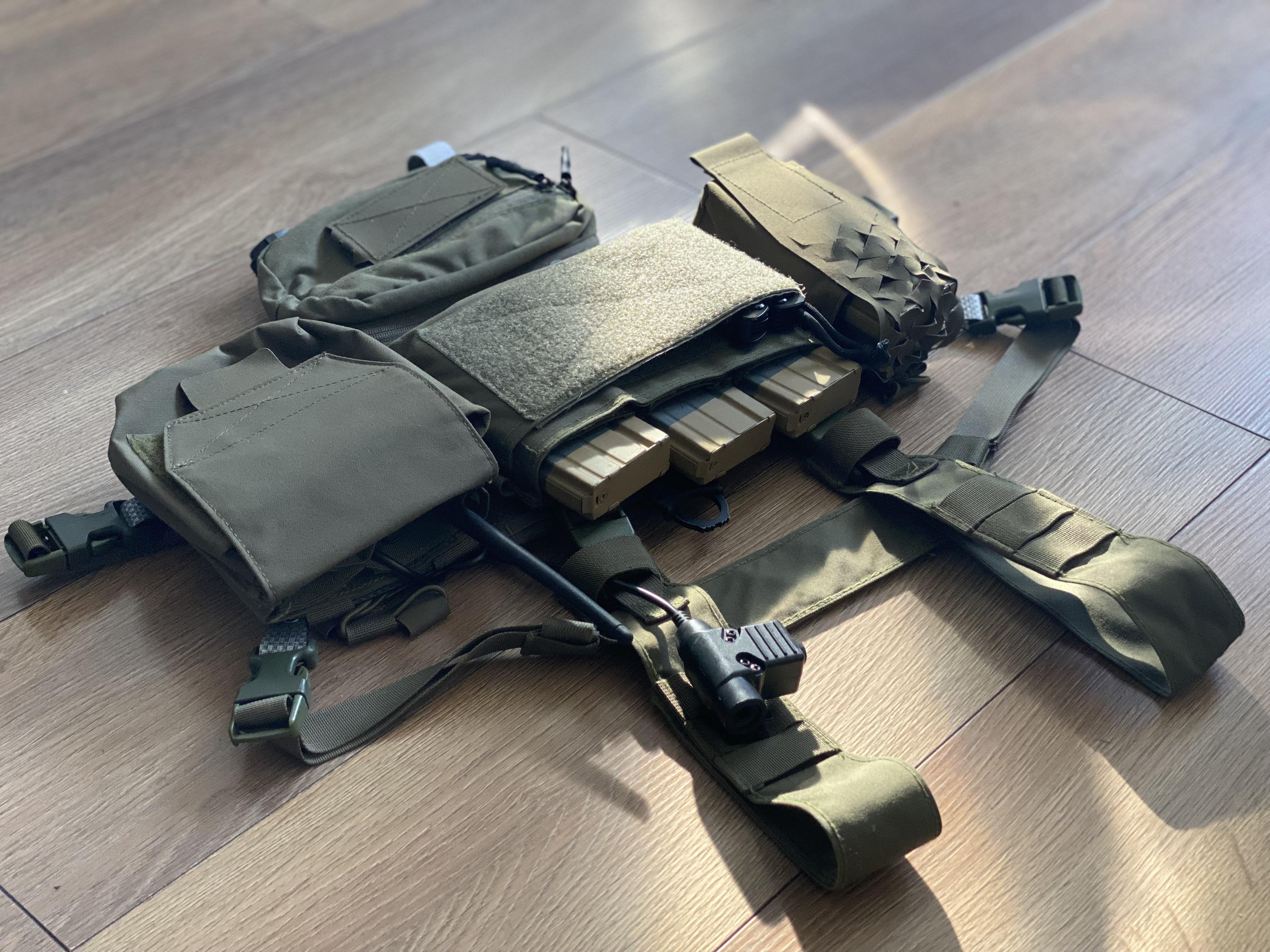Rate my summertime chest rig setup! | Scrolller