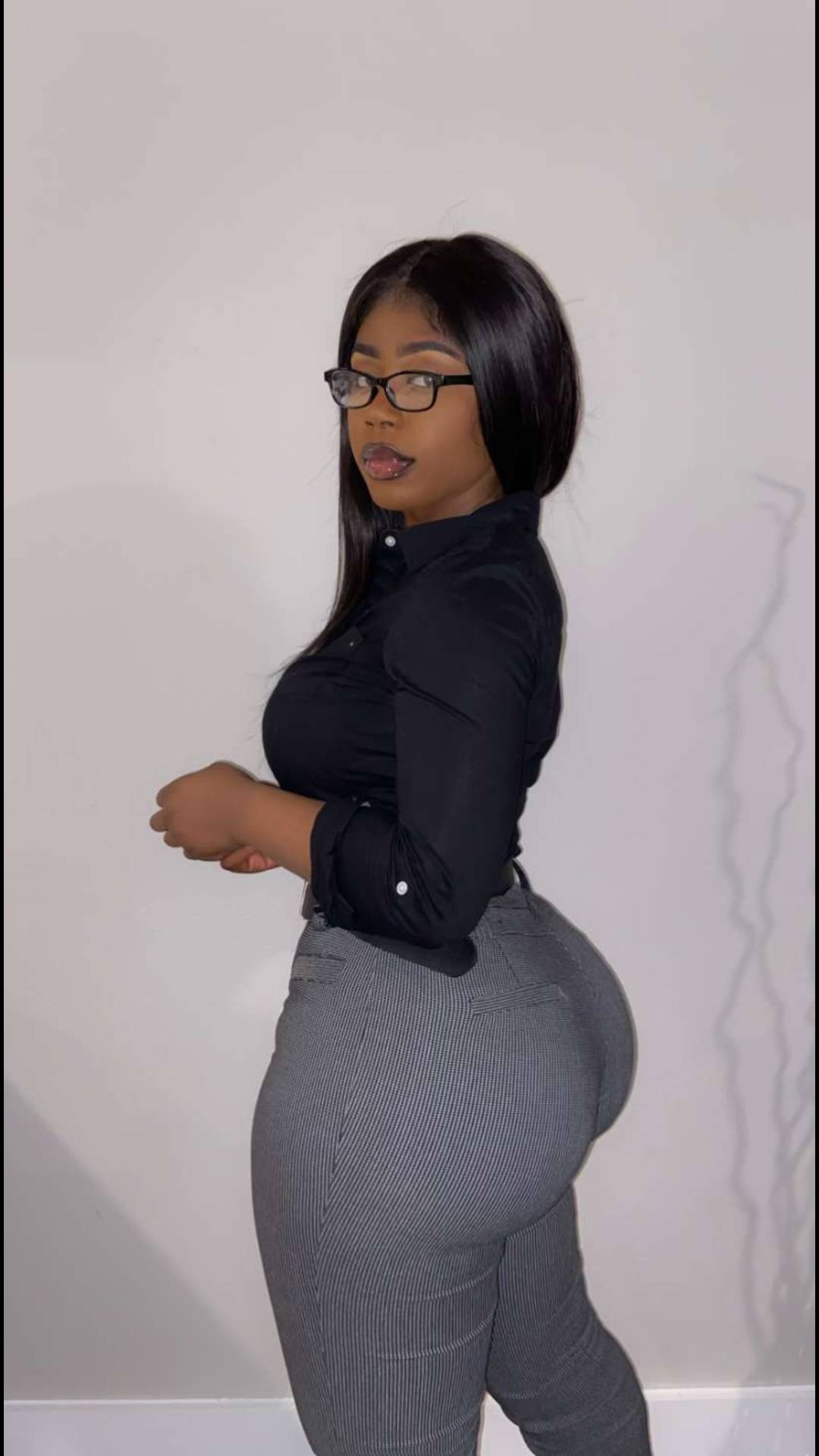 Office Booty Scrolller