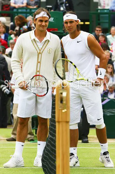One of the most iconic Rafa and Fed photos (Roger Federer and Rafael ...