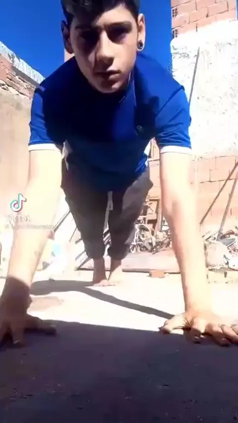 Push Ups Fail(NSFW)