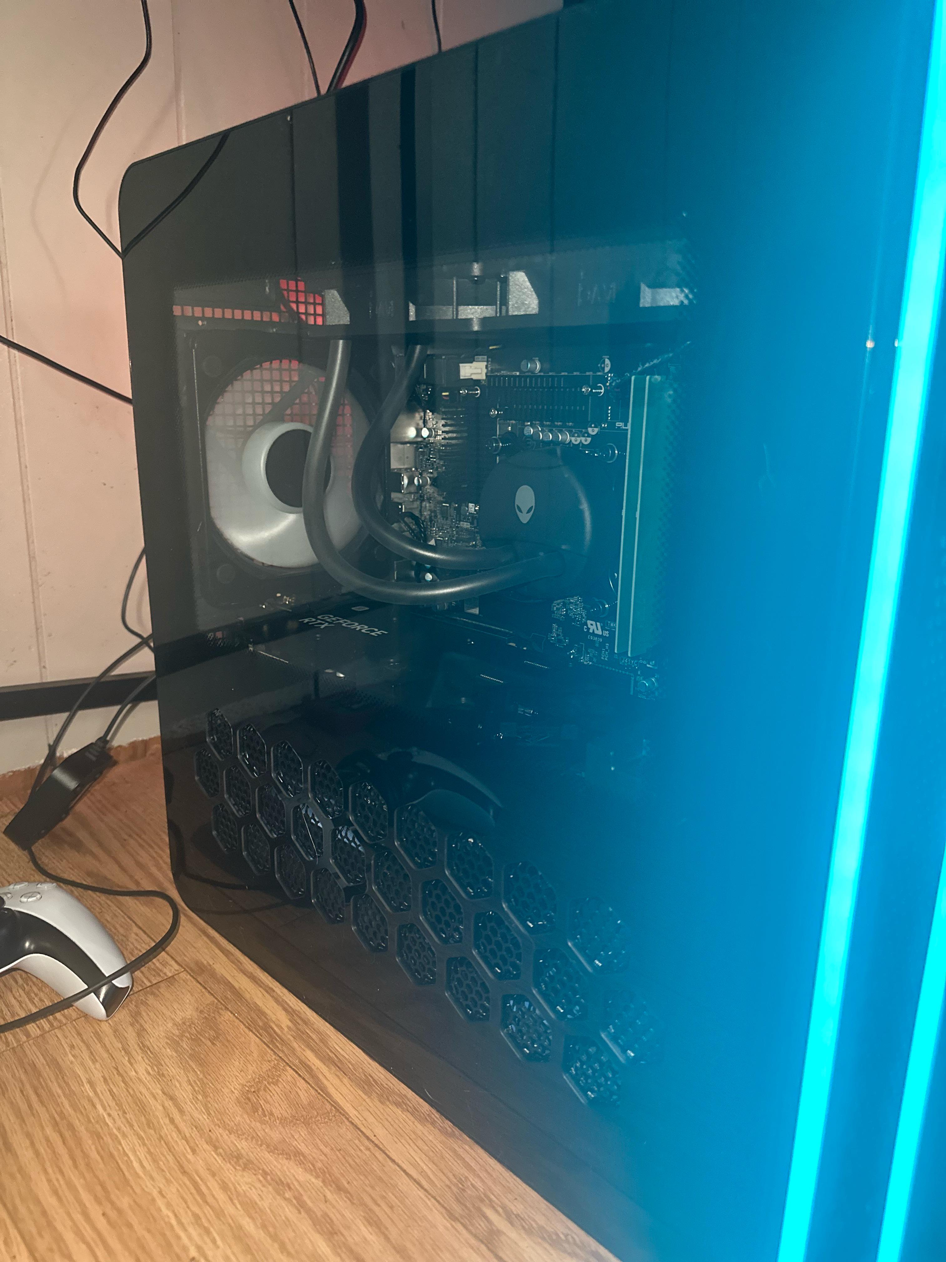 R16 RGB Fan | Scrolller