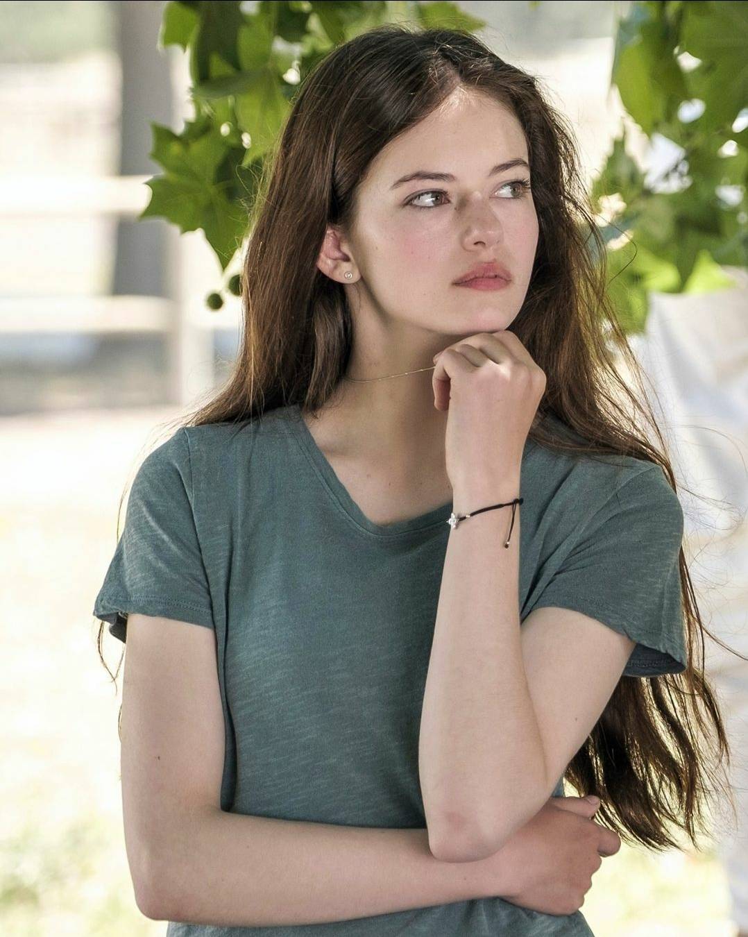 random-fact-of-the-day-mackenzie-foy-is-beautiful-dm-me-to-hear