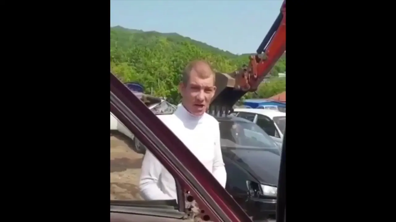 Russians Headbash Car Windows