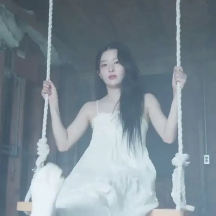Seulgi on a swing 