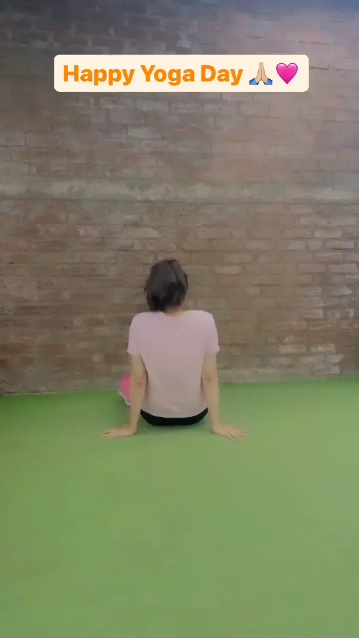 Shraddha hottis booty 🍑🥵💦