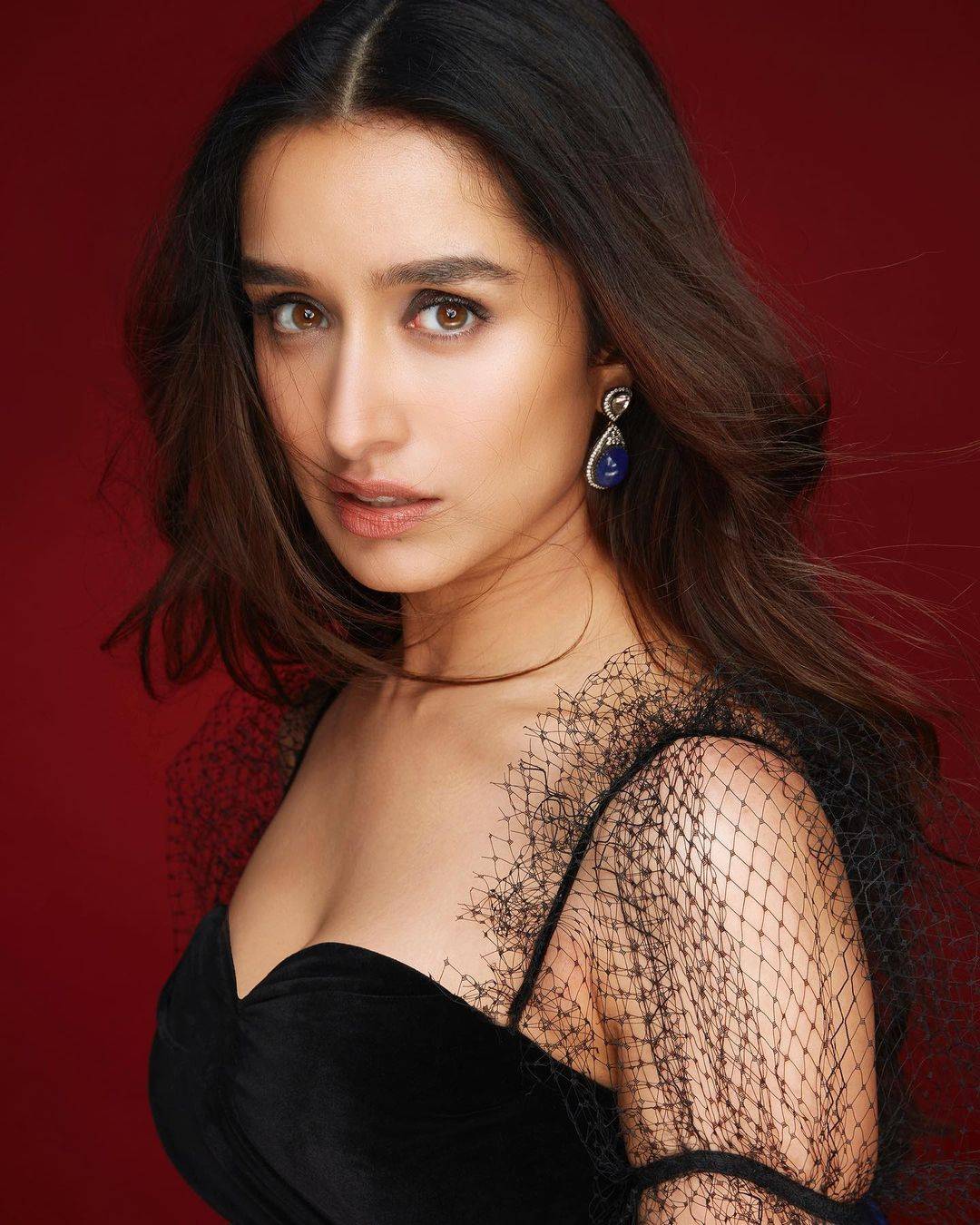 Shraddha Kapoor Scrolller