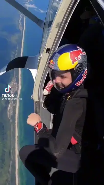 Skydiving for the perfect shot