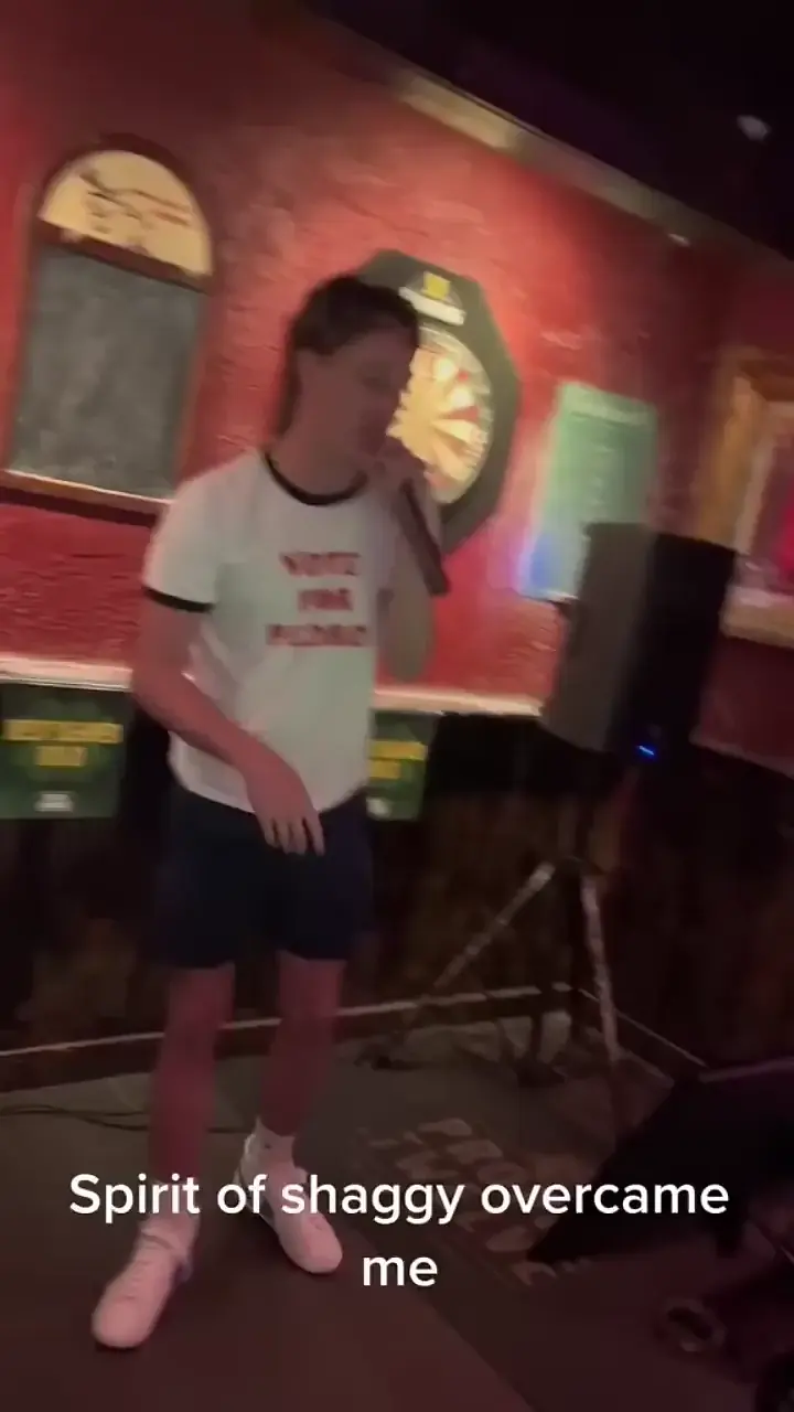 This shaggy impression 🎤👨