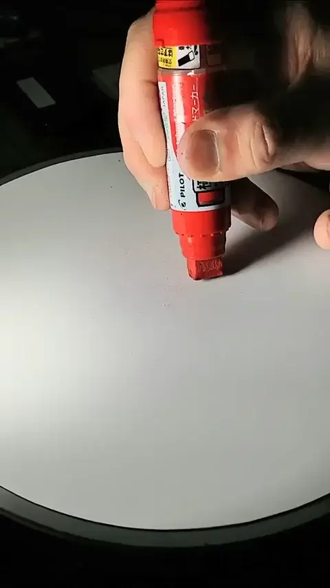 This whiteboard spin art 🎨